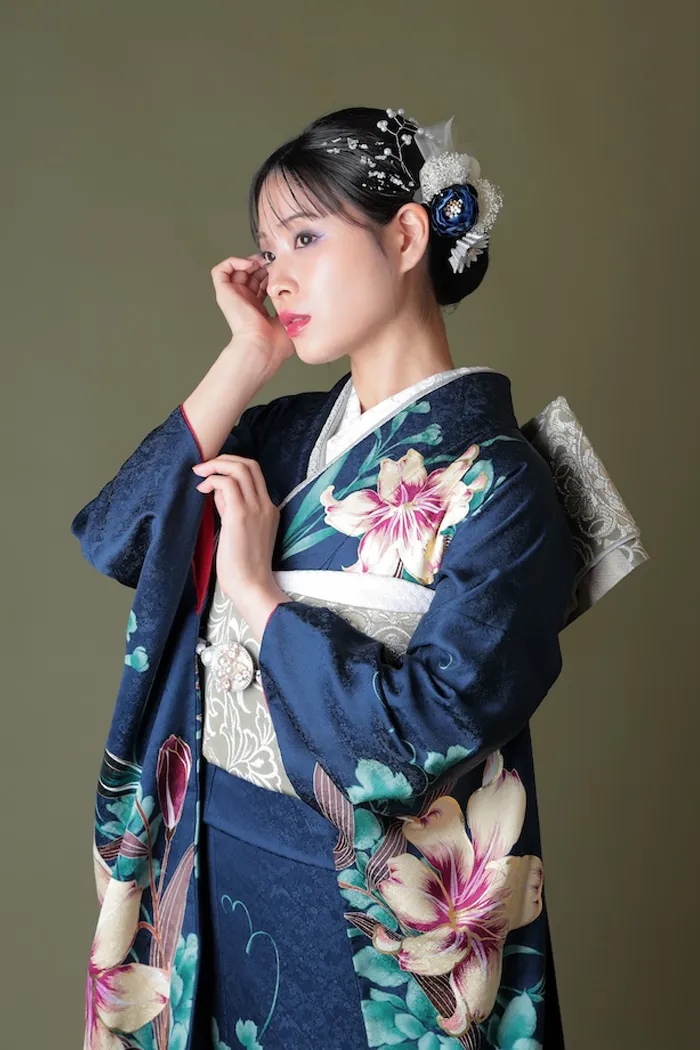 紺 カサブランカ レトロ L 159cm-168cm｜ネット専門振袖レンタル